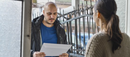 Commissaires de justice : vérification d’identité lors de la signification d’un acte