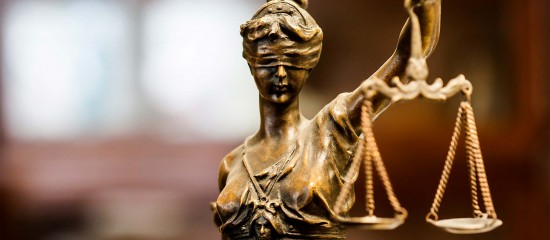 Commissaires de justice : validation de l’activité d’intermédiaire immobilier