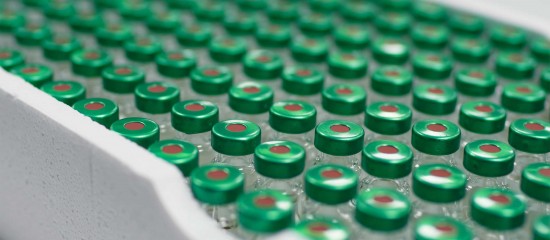 Infirmiers : un projet de décret autorise le stockage des vaccins